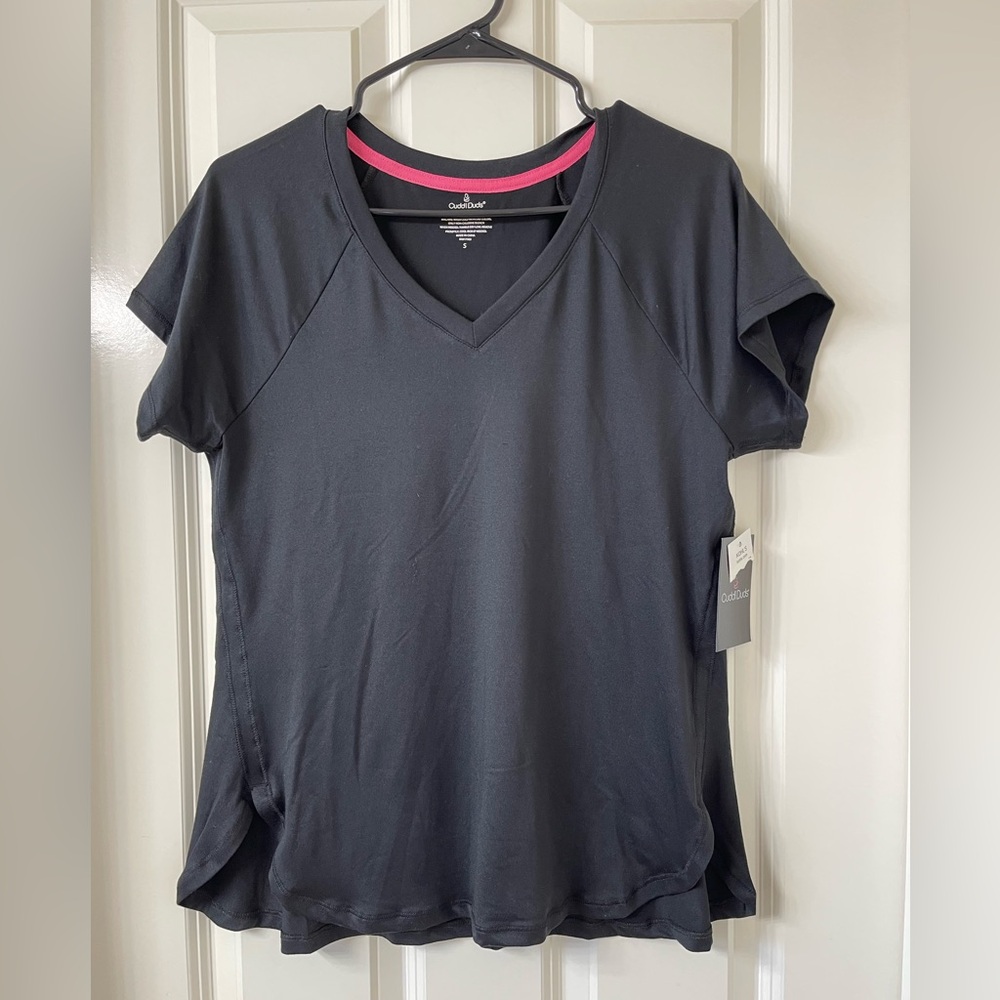 Cuddl Duds - Black Tee - Size Small - NWT!